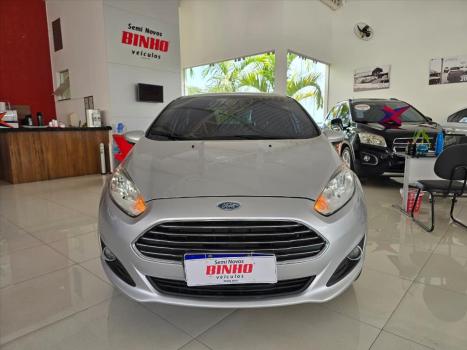 FORD Fiesta Hatch 1.6 16V 4P FLEX TITANIUM POWERSHIFT AUTOMTICO, Foto 2