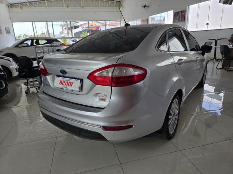 FORD Fiesta Hatch 1.6 16V 4P FLEX TITANIUM POWERSHIFT AUTOMTICO, Foto 6