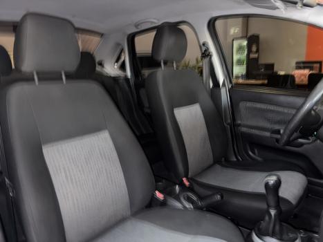 FORD Fiesta Hatch 1.6 4P, Foto 10 FORD Fiesta Hatch 1.6 4P, Foto 10