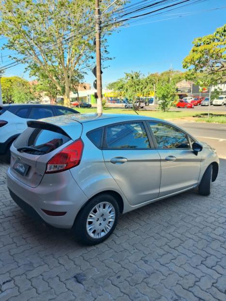 FORD Fiesta Hatch 1.5 16V 4P S FLEX, Foto 8 FORD Fiesta Hatch 1.5 16V 4P S FLEX, Foto 8