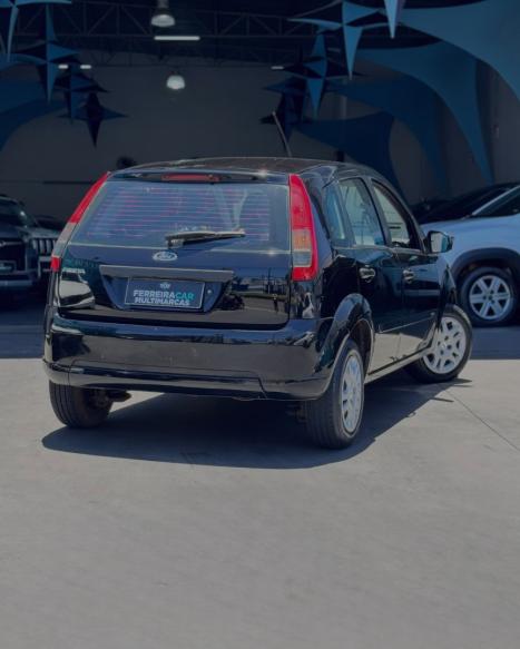 FORD Fiesta Hatch 1.0 4P, Foto 2