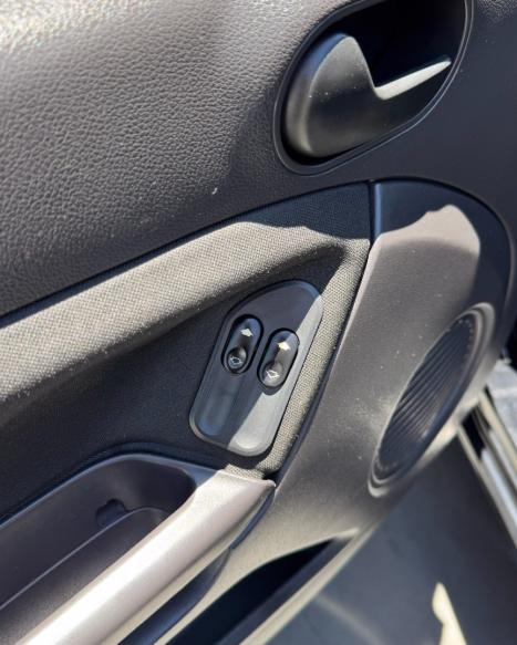 FORD Fiesta Hatch 1.0 4P, Foto 6