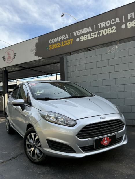 FORD Fiesta Hatch 1.5 16V 4P S FLEX, Foto 2