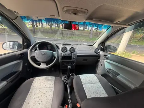 FORD Fiesta Hatch 1.0 4P FLEX, Foto 10