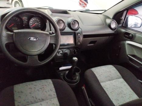FORD Fiesta Hatch 1.0 4P, Foto 5