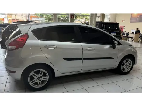 FORD Fiesta Hatch 1.6 16V 4P FLEX SE POWERSHIFT AUTOM�TICO, Foto 5