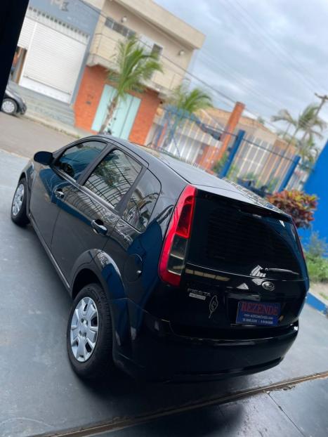 FORD Fiesta Hatch 1.6, Foto 6