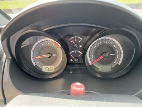 FORD Fiesta Hatch 1.6 4P FLEX, Foto 14