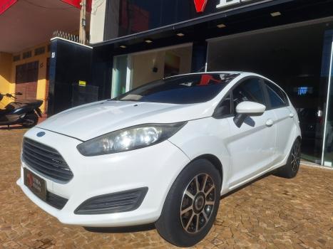 FORD Fiesta Hatch 1.5 16V 4P S FLEX, Foto 2