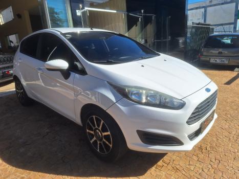 FORD Fiesta Hatch 1.5 16V 4P S FLEX, Foto 6