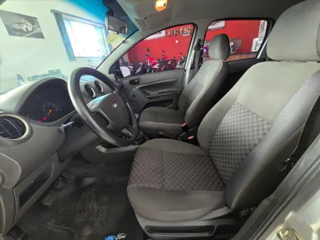 FORD Fiesta Hatch 1.6 4P FLEX, Foto 7