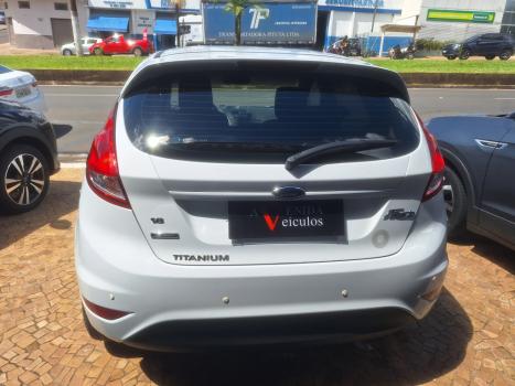 FORD Fiesta Hatch 1.5 16V 4P SE FLEX, Foto 4