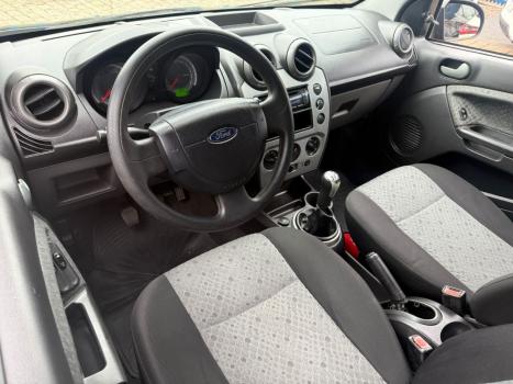 FORD Fiesta Hatch 1.6 4P ROCAM FLEX, Foto 6