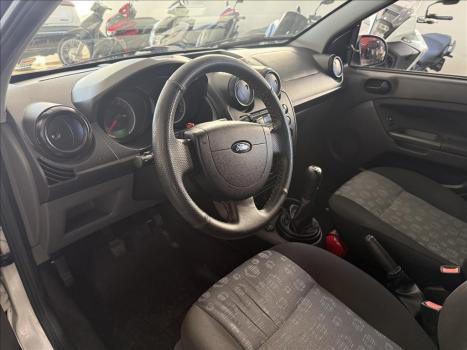FORD Fiesta Hatch 1.0 4P FLEX, Foto 7