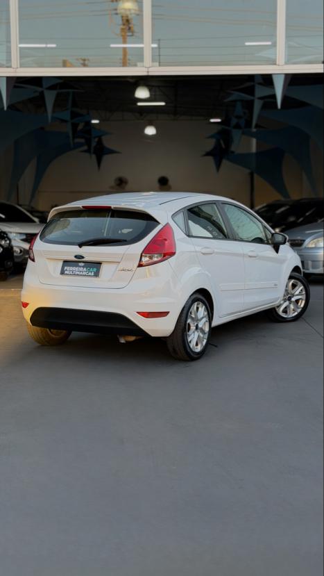FORD Fiesta Hatch 1.5 16V 4P S FLEX, Foto 3