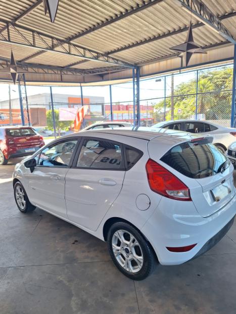 FORD Fiesta Hatch 1.5 16V 4P SE FLEX, Foto 6