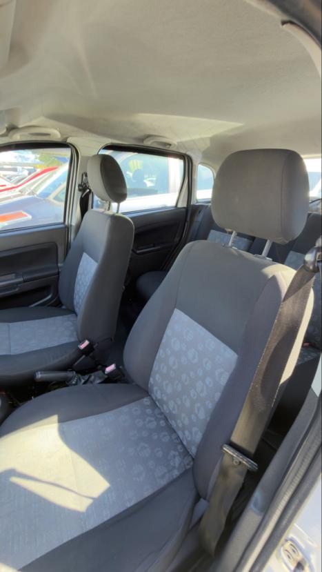 FORD Fiesta Hatch 1.0 4P FLEX, Foto 4