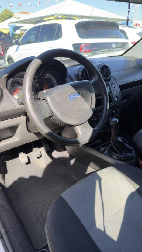 FORD Fiesta Hatch 1.0 4P FLEX, Foto 5