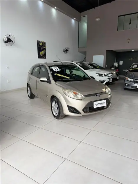 FORD Fiesta Hatch 1.6 4P CLASS FLEX, Foto 1