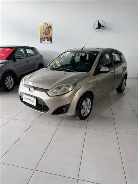 FORD Fiesta Hatch 1.6 4P CLASS FLEX, Foto 3
