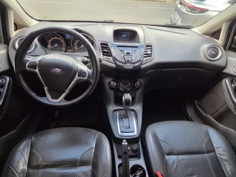 FORD Fiesta Hatch 1.6 4P FLEX TITANIUM POWERSHIFT AUTOM�TICO, Foto 13