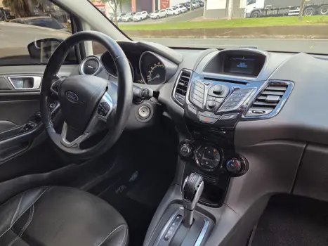 FORD Fiesta Hatch 1.6 4P FLEX TITANIUM POWERSHIFT AUTOM�TICO, Foto 14