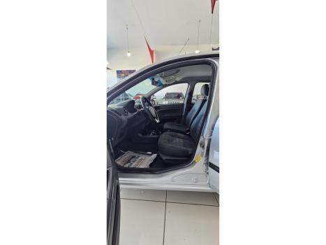 FORD Fiesta Hatch 1.6 4P, Foto 7