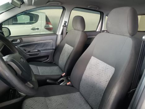 FORD Fiesta Hatch 1.6, Foto 6