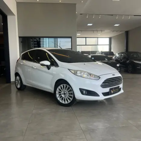 FORD Fiesta Hatch 1.6 16V 4P FLEX TITANIUM PLUS POWERSHIFT AUTOM�TICO, Foto 3