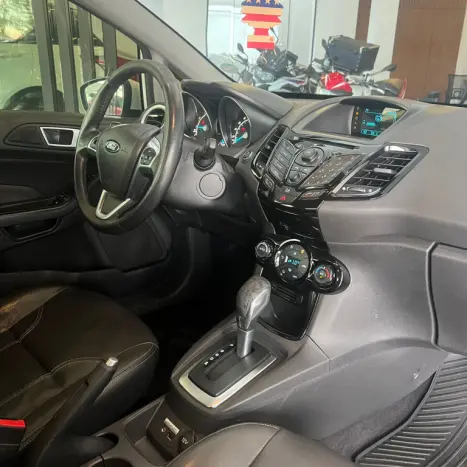 FORD Fiesta Hatch 1.6 16V 4P FLEX TITANIUM PLUS POWERSHIFT AUTOM�TICO, Foto 10