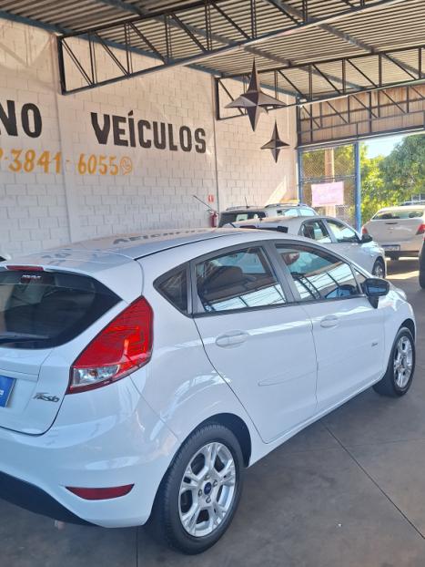 FORD Fiesta Hatch 1.5 16V 4P SE FLEX, Foto 6