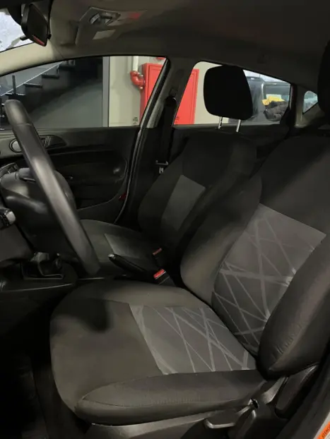 FORD Fiesta Hatch 1.5 16V 4P SE FLEX, Foto 17