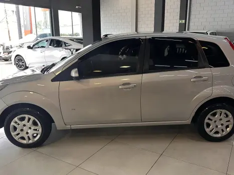 FORD Fiesta Hatch 1.6 16V 4P SE FLEX, Foto 13