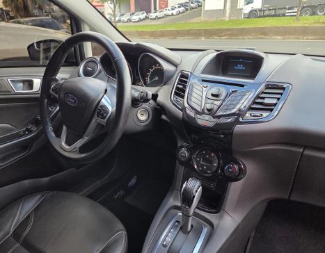 FORD Fiesta Hatch 1.6 16V 4P FLEX TITANIUM PLUS POWERSHIFT AUTOMÁTICO, Foto 8