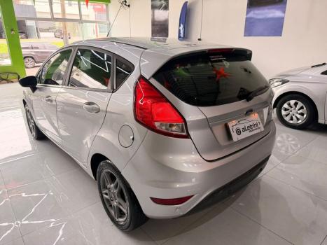 FORD Fiesta Hatch 1.6 16V 4P SEL FLEX, Foto 4