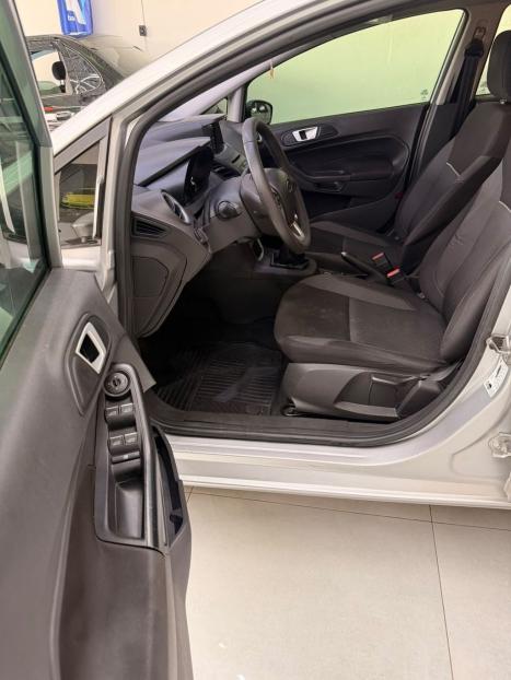 FORD Fiesta Hatch 1.6 16V 4P SEL FLEX, Foto 8