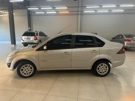 FORD Fiesta Sedan 1.6 4P ROCAM FLEX, Foto 9
