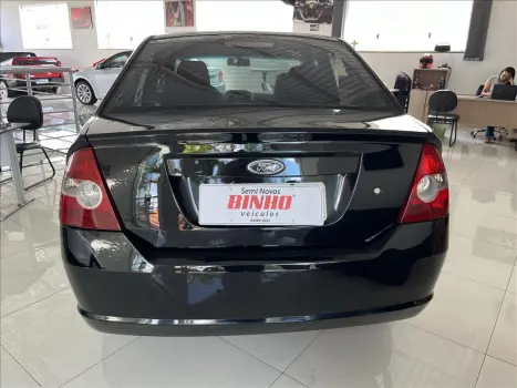 FORD Fiesta Sedan 1.6 4P FLEX, Foto 4