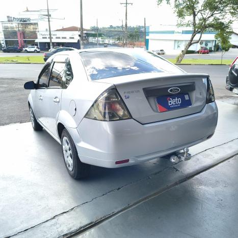 FORD Fiesta Sedan 1.6 4P FLEX, Foto 3