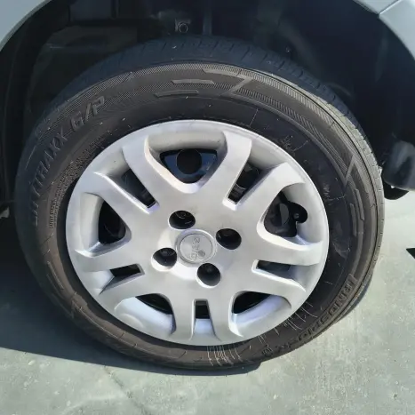 FORD Fiesta Sedan 1.6 4P FLEX, Foto 8