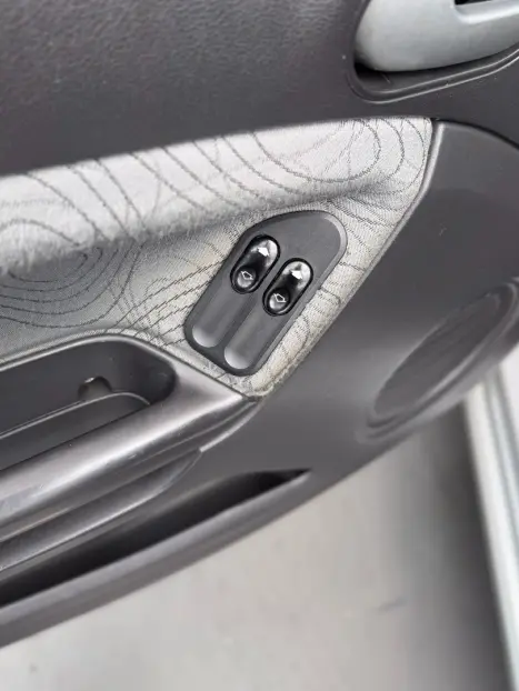 FORD Fiesta Sedan 1.6 4P FLEX, Foto 5