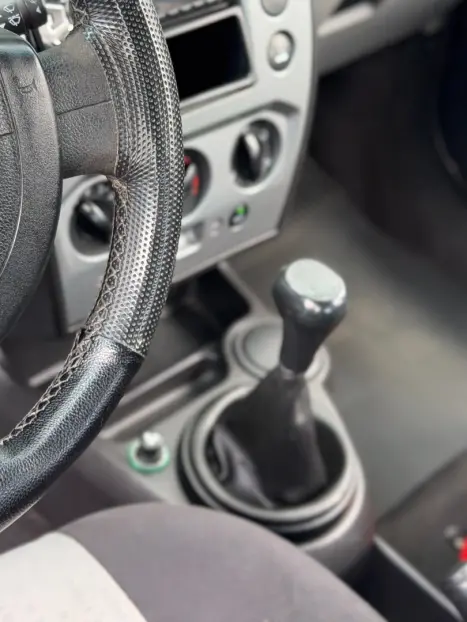 FORD Fiesta Sedan 1.6 4P FLEX, Foto 6