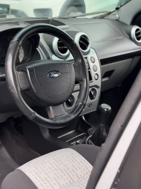 FORD Fiesta Sedan 1.6 4P FLEX, Foto 7