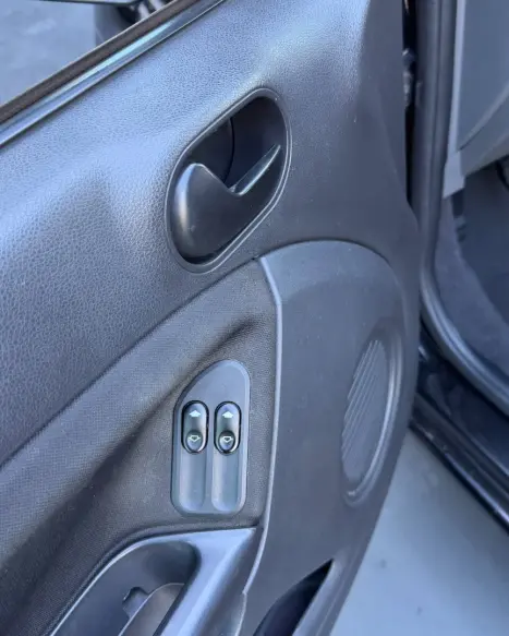 FORD Fiesta Sedan 1.0 4P, Foto 6