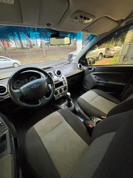 FORD Fiesta Sedan 1.6 4P FLEX, Foto 9