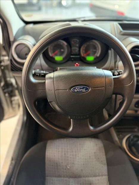 FORD Fiesta Sedan 1.6 4P CLASS FLEX, Foto 4