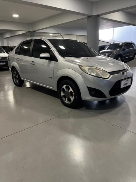 FORD Fiesta Sedan 1.6 4P ROCAM FLEX, Foto 1