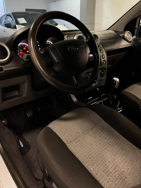 FORD Fiesta Sedan 1.6 4P ROCAM FLEX, Foto 13