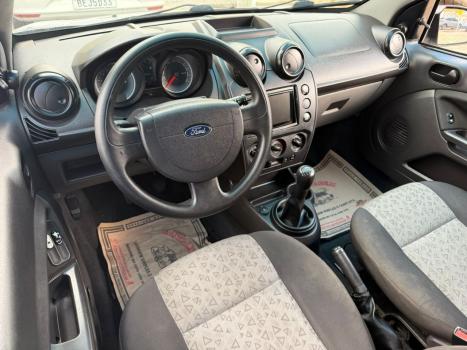 FORD Fiesta Sedan 1.6 4P ROCAM FLEX, Foto 6