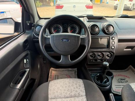 FORD Fiesta Sedan 1.6 4P ROCAM FLEX, Foto 9